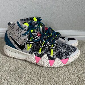 Size 9.5 - Nike Kybrid S2 What The Neon Men's